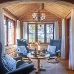 Semesterbostad Koselia By Interhome Øyuvstad